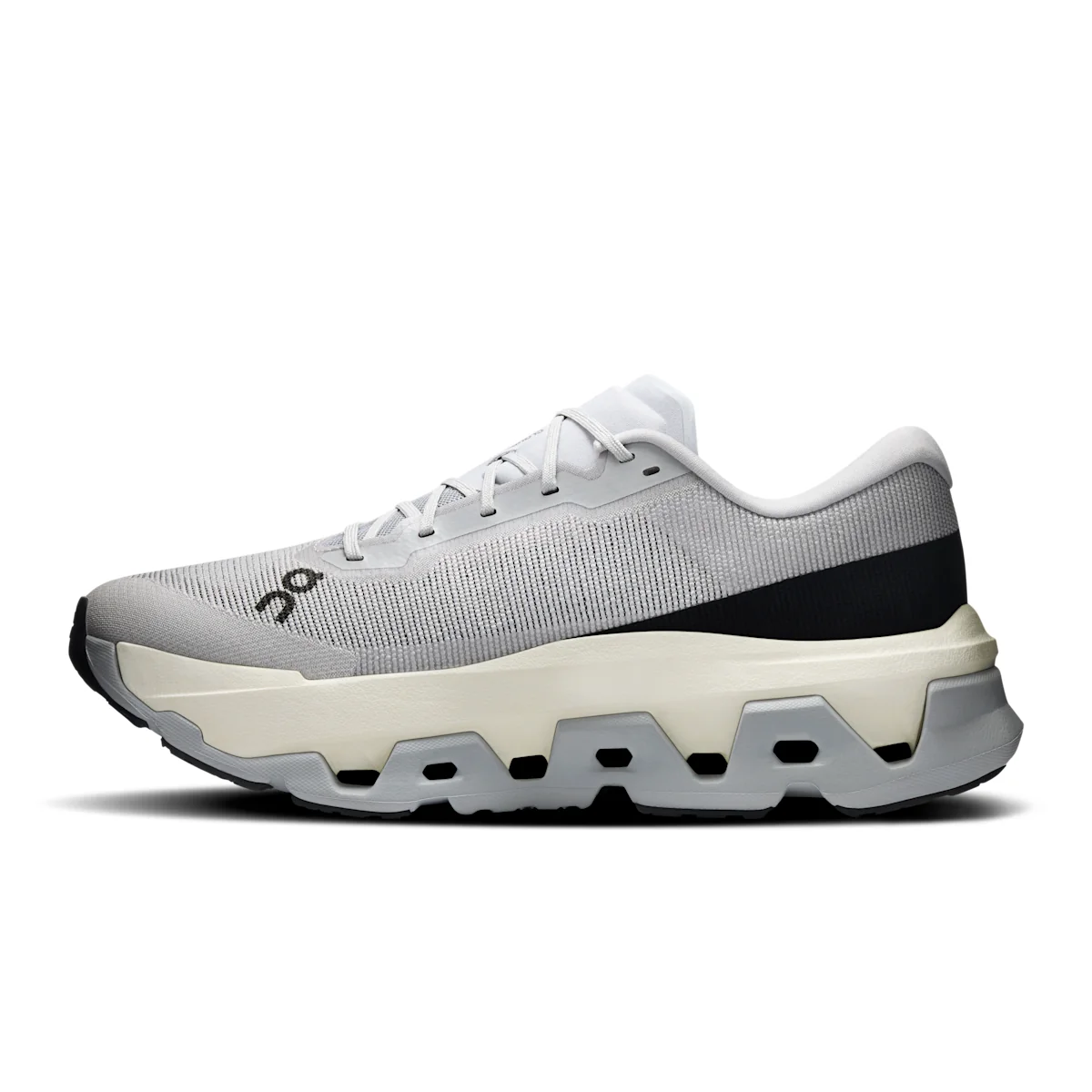 On Cloudmonster 3 - Glacier | Black True to size